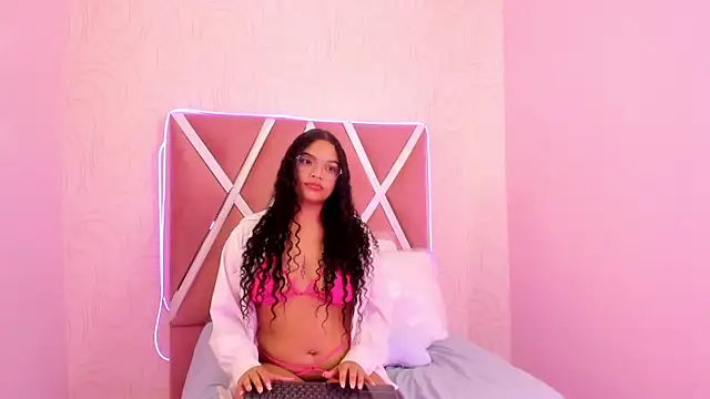 XXX chat uživo modela natalyy_rose