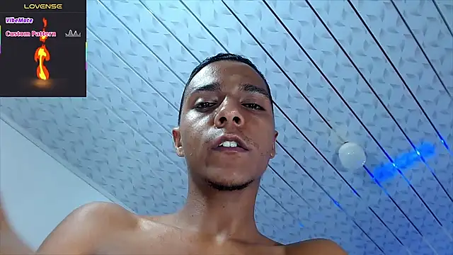 hotboyluxe Live XXX-Chat