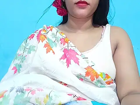 Adhiti_1's Live XXX Chat