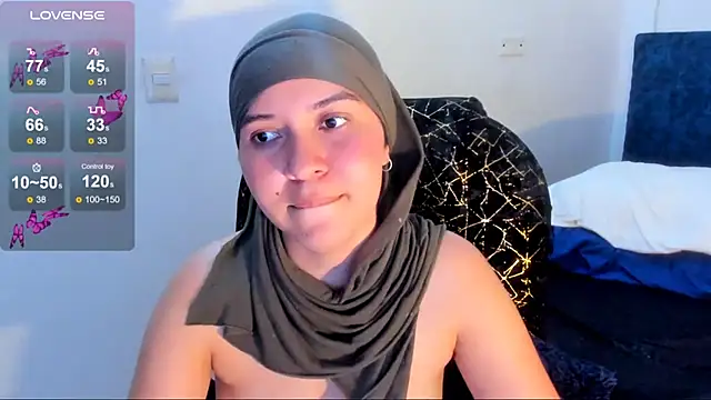 MatchedEyebrow Adlı Modelin Canlı XXX Sohbeti