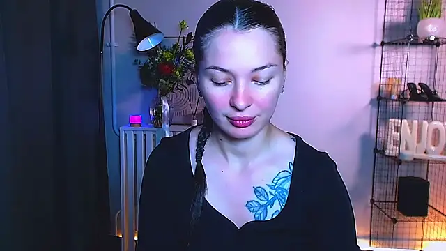 AlexaSvenのライブXXXチャット