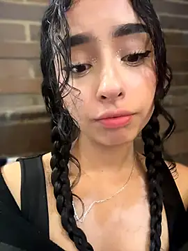 RosseMelody's Live XXX Chat