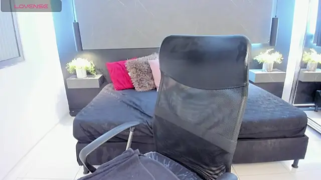Czat XXX na żywo – ariaa_belle