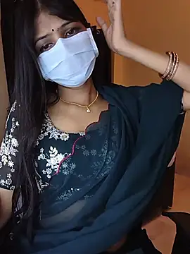 Evaa_Ji লাইভ XXX চ্যাট