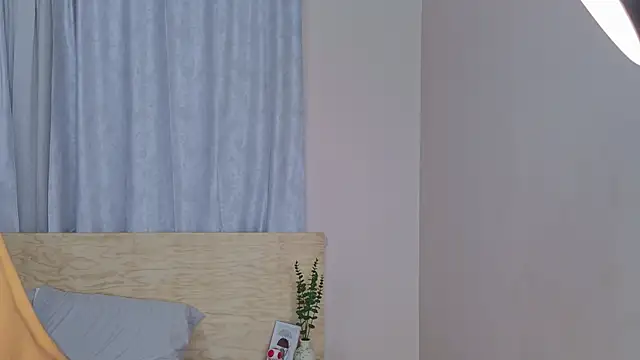 XXX chat uživo modela christopher_robin4