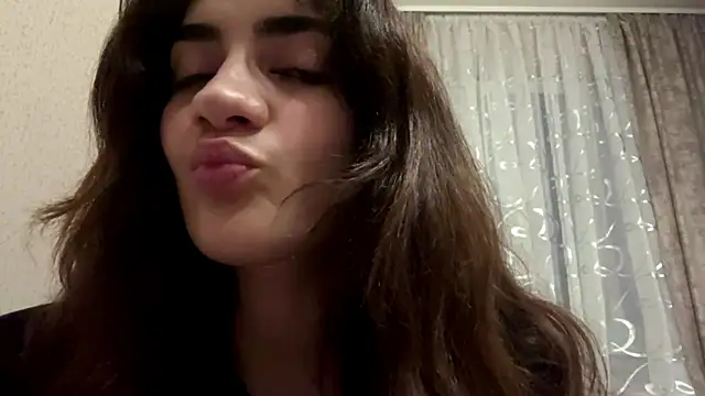Chat +18 de Ledi_Asthik ao vivo
