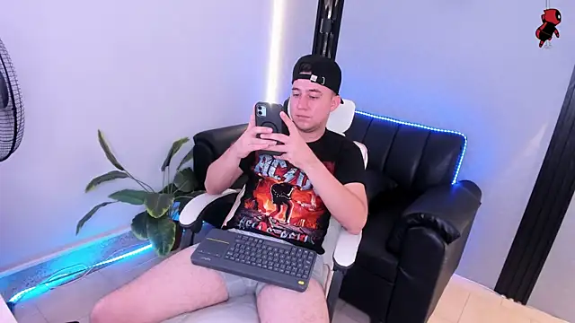 Chat XXX ao vivo de Lucian_Cross