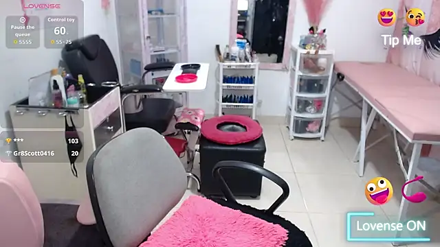 Chat +18 de titsbiglovers ao vivo