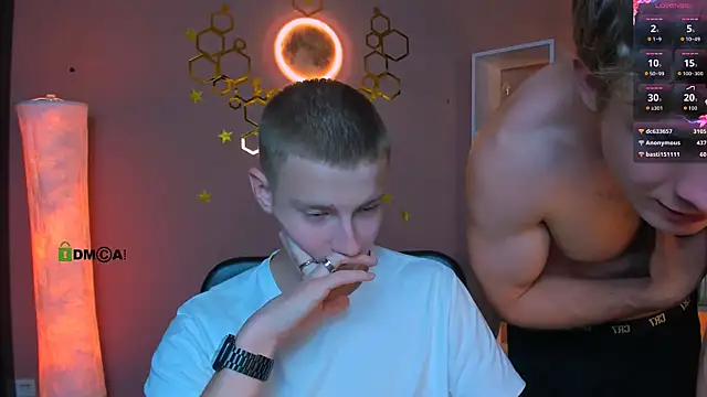 XXX chat uživo modela noah_nero