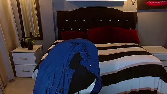 XXX chat uživo modela kathekitten