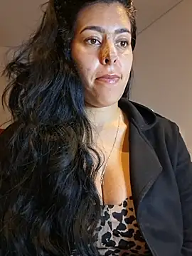 Luianna's Live XXX Chat
