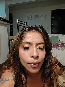 XXX chat uživo modela foxxy_lover