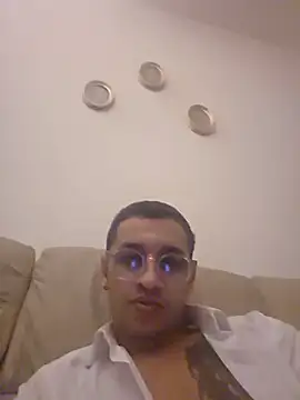 Chat +18 de Ridaaaa5 ao vivo