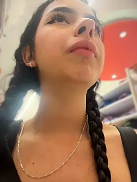 RosseMelody's Live XXX Chat