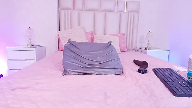 alanarose18 现场XXX聊天