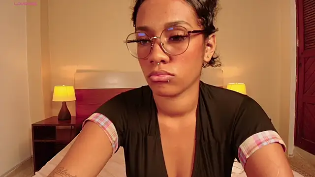 Meganlux1 – Live XXX-chat