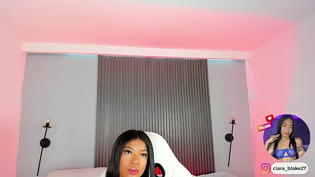 Chat +18 de ciara_blake ao vivo