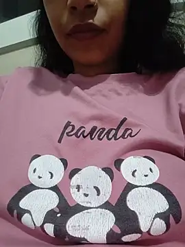 Aameesha Adlı Modelin Canlı XXX Sohbeti