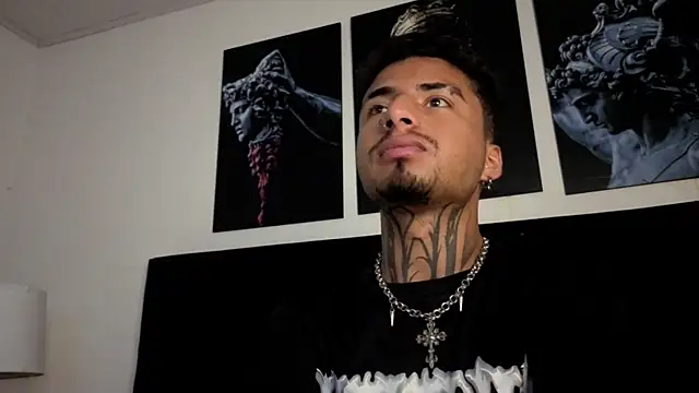 צ'אט XXX בשידור חי של JuanCamiilo_66