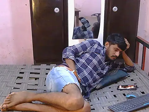 XXX chat uživo modela HotXKrish