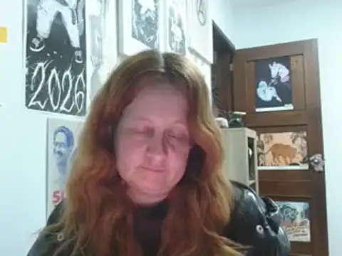 Chat +18 de ViioletaMora ao vivo