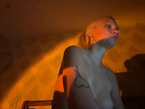 SofiWof live XXX chat