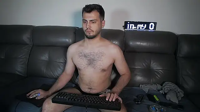 CrazyDom1 Chat XXX live