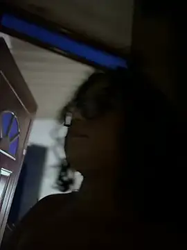 Chat XXX ao vivo de Simone_Miller