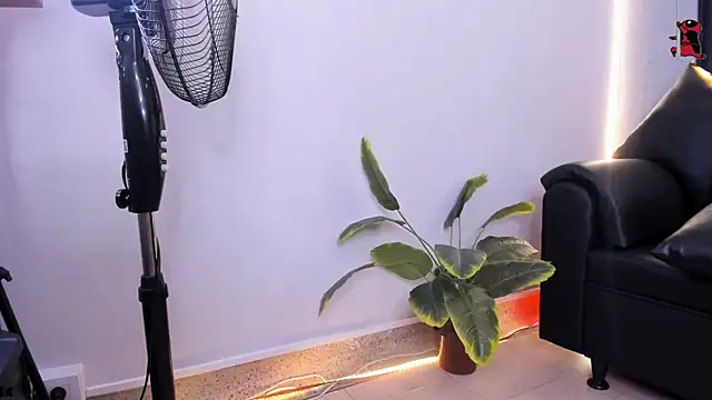 Lucian_Cross – Naživo XXX chat