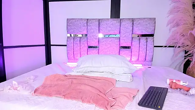 cleoTaylorn Webbikameraesitys