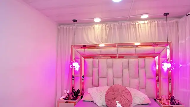 Sembang XXX Secara Langsung Francesca_Skuirt