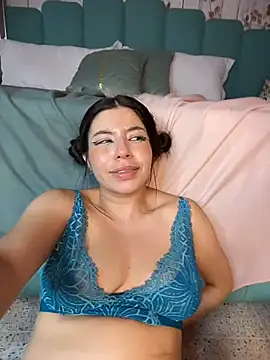 ShyDesireXXX's Live XXX Chat
