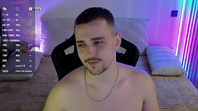 Larstar01's Live XXX Chat