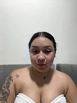 Pretty_Isadora Live XXX-chat
