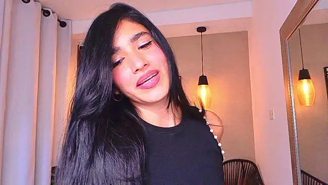 Lia_Mar_ Adlı Modelin Canlı XXX Sohbeti