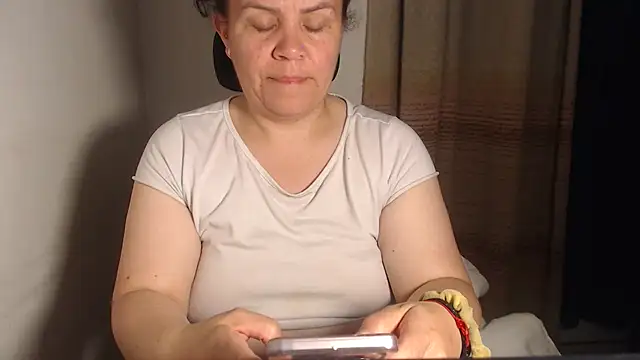 agathamiller01's Live XXX Chat