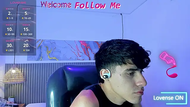 Dyla_n18 Chat XXX in diretta
