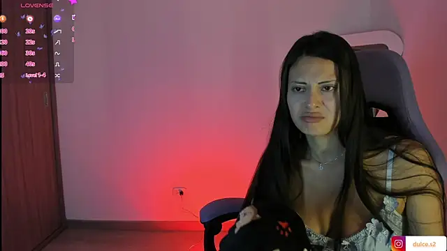 XXX chat uživo modela Kylie_Wet
