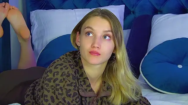 XXX chat uživo modela StacyEvances