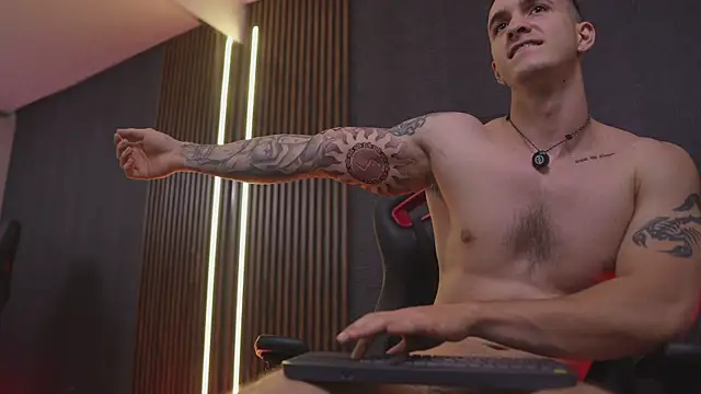 JacksonOlsennn Live XXX chat