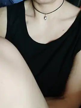 Chat +18 de Aashikalaa ao vivo