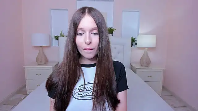 dark_k1tty Adlı Modelin Canlı XXX Sohbeti