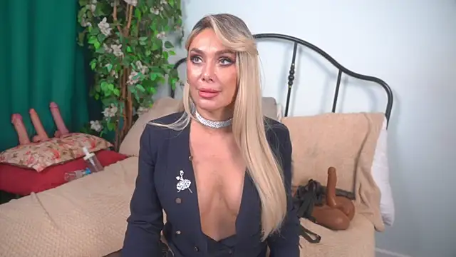 IsadoraDunkan's Live XXX Chat
