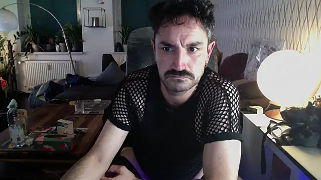tomz0819 Live XXX-Chat