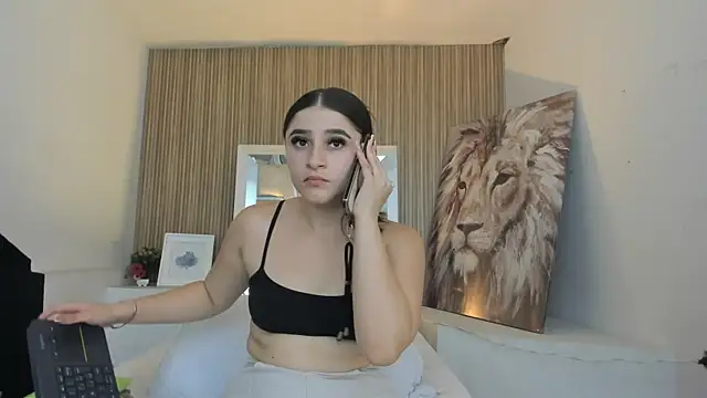 XXX chat uživo modela SabrinaSharper