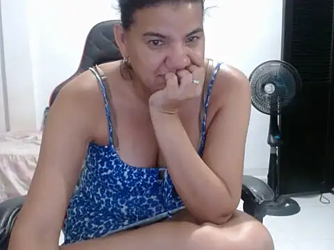Онлайн чат XXX Adriana_0312