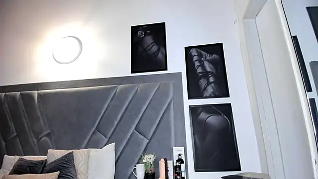 brenda_nova18's Live XXX Chat