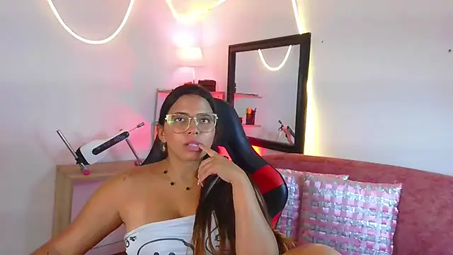 Megaan_Greey's Live XXX Chat