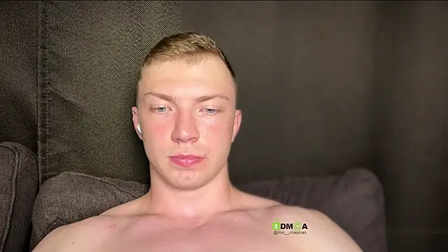 iron__chapn Live XXX chat