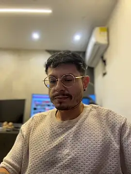 XXX chat uživo modela andrewlopezz